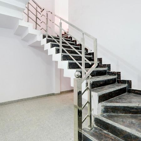 Hotel O White House Hasanganj Ngoại thất bức ảnh