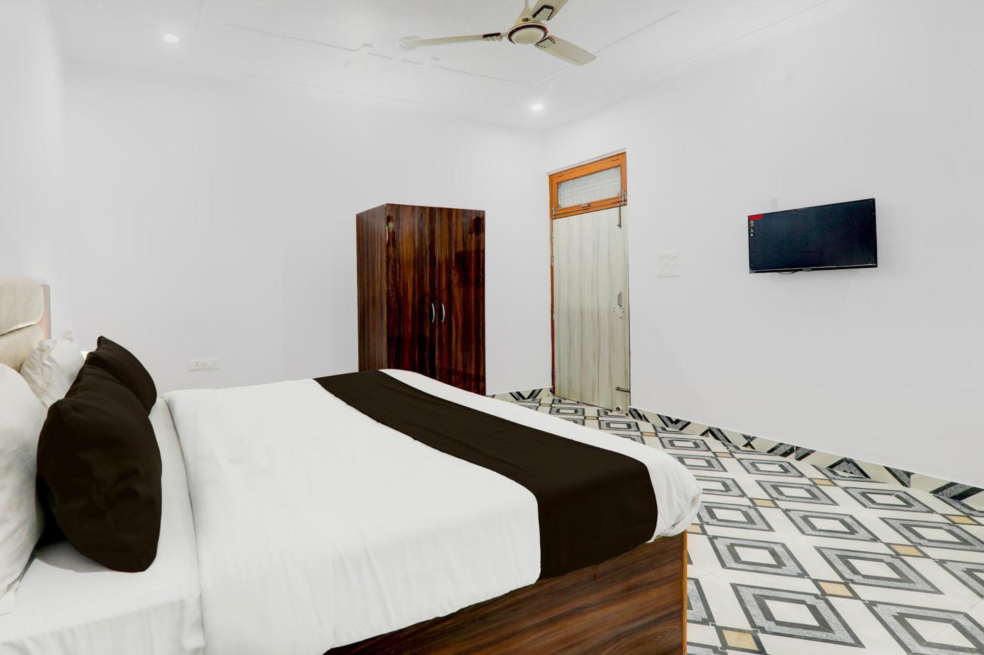 Hotel O White House Hasanganj Ngoại thất bức ảnh