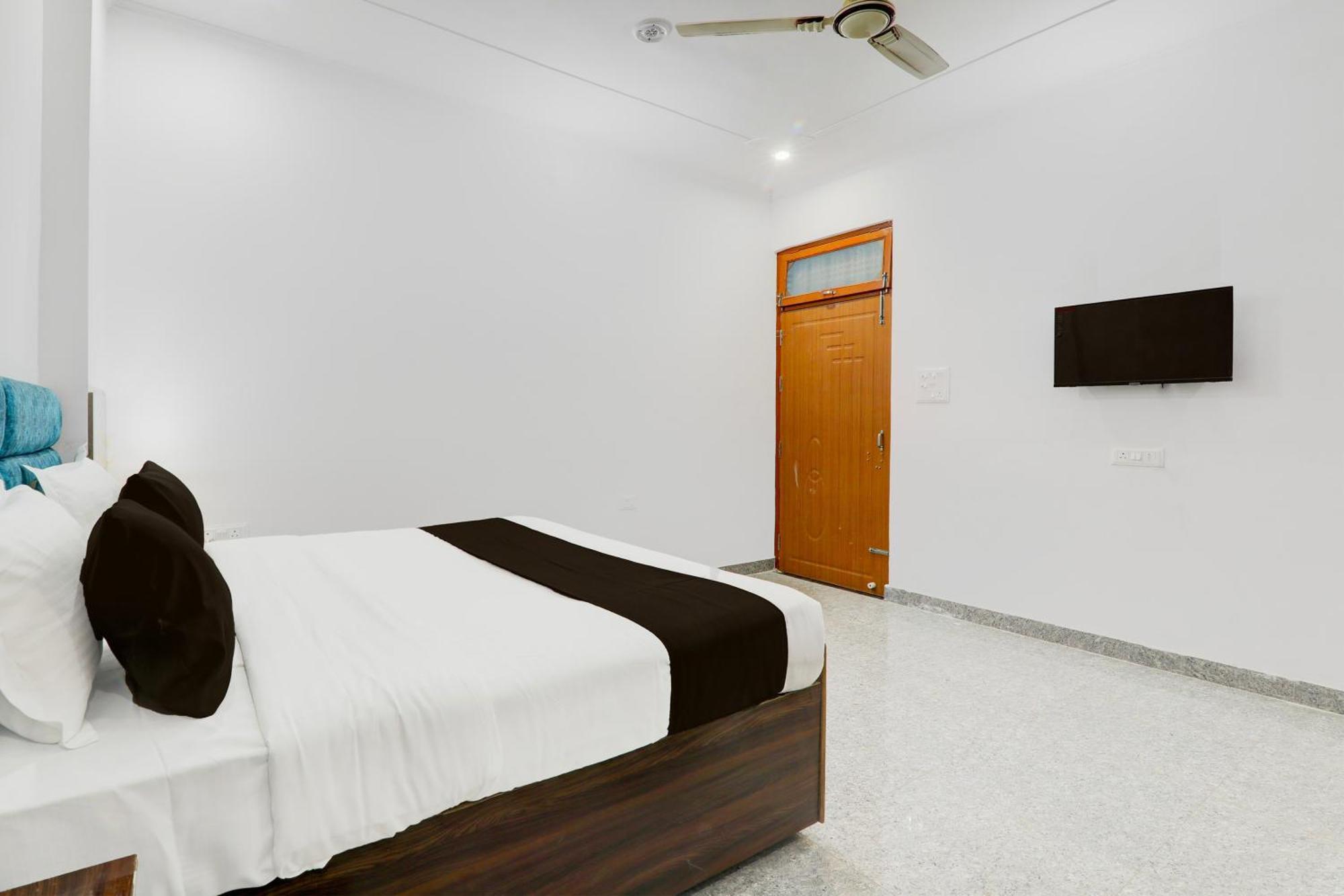 Hotel O White House Hasanganj Ngoại thất bức ảnh